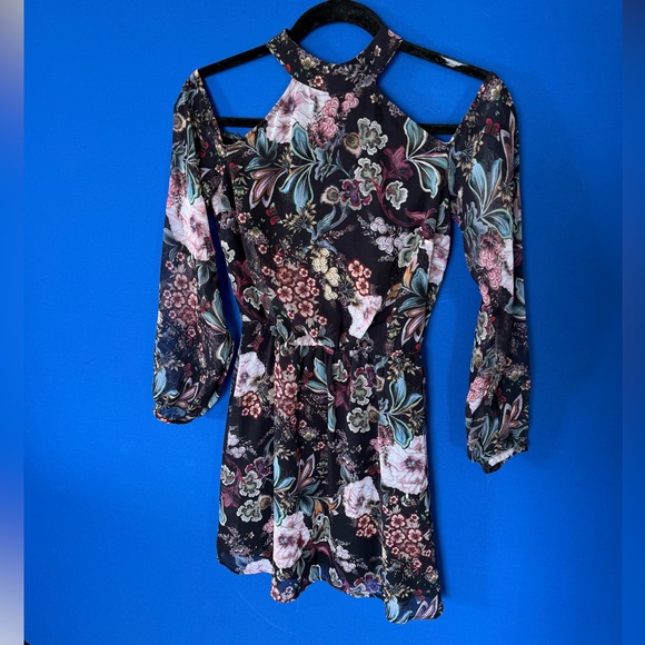 Stradivarius Black Floral Mini Dress - Picture 1 of 16